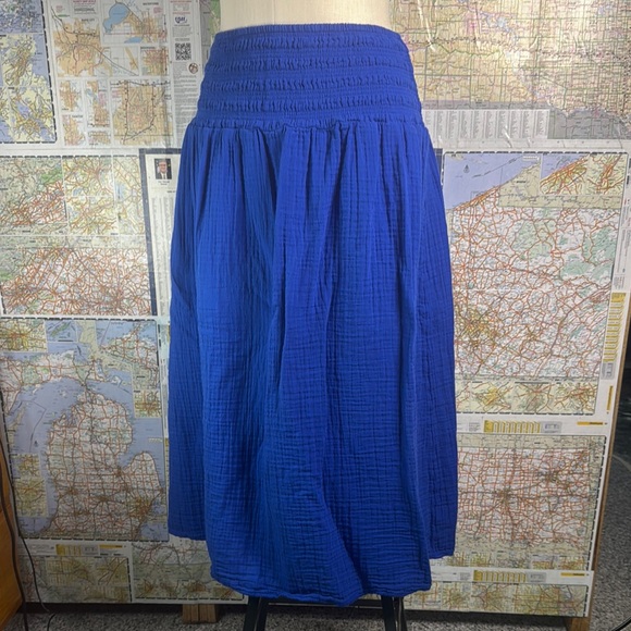 Old Navy Royal Blue Gathered Waist Women's Skirt - Picture 1 of 5